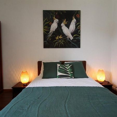 Appartements Le Cru Colbert Бон Экстерьер фото