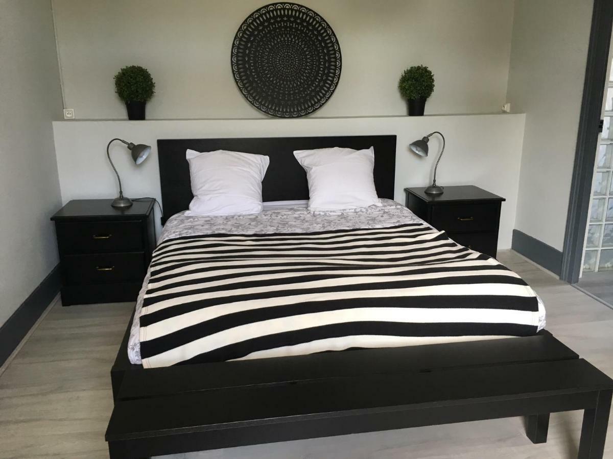 Appartements Le Cru Colbert Бон Экстерьер фото